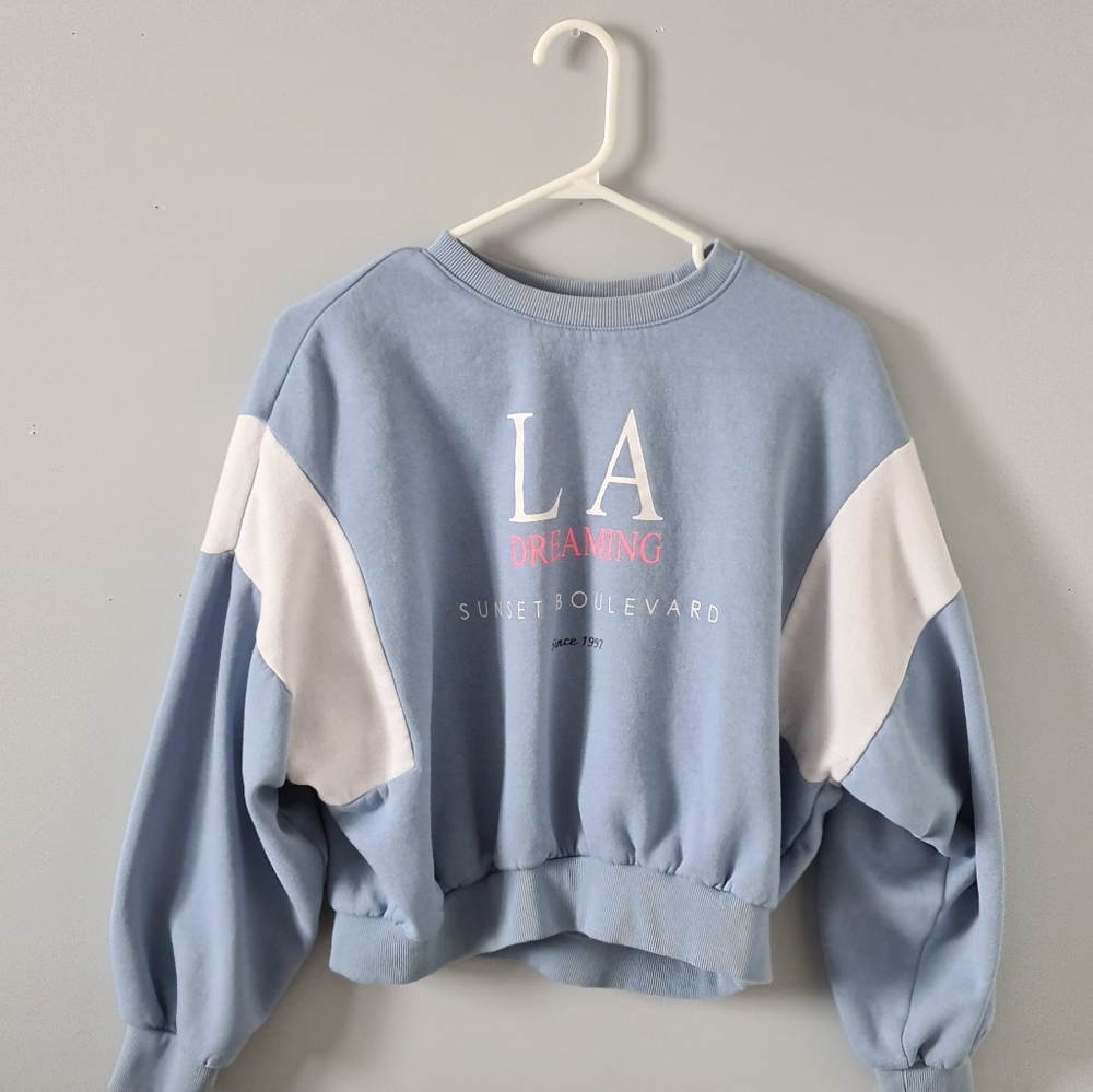 Sky blue sweatshirt